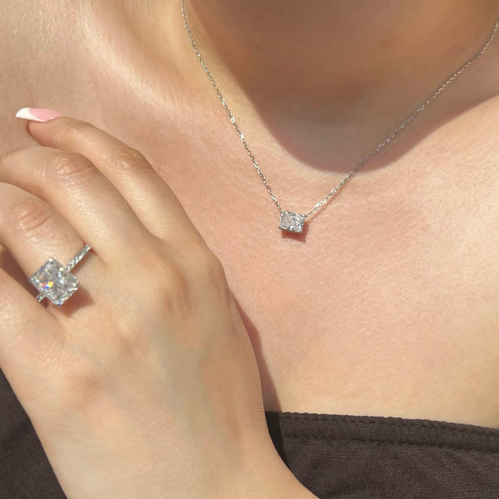 Léna Radiant Cut East West Sterling Silver Pendant Necklace