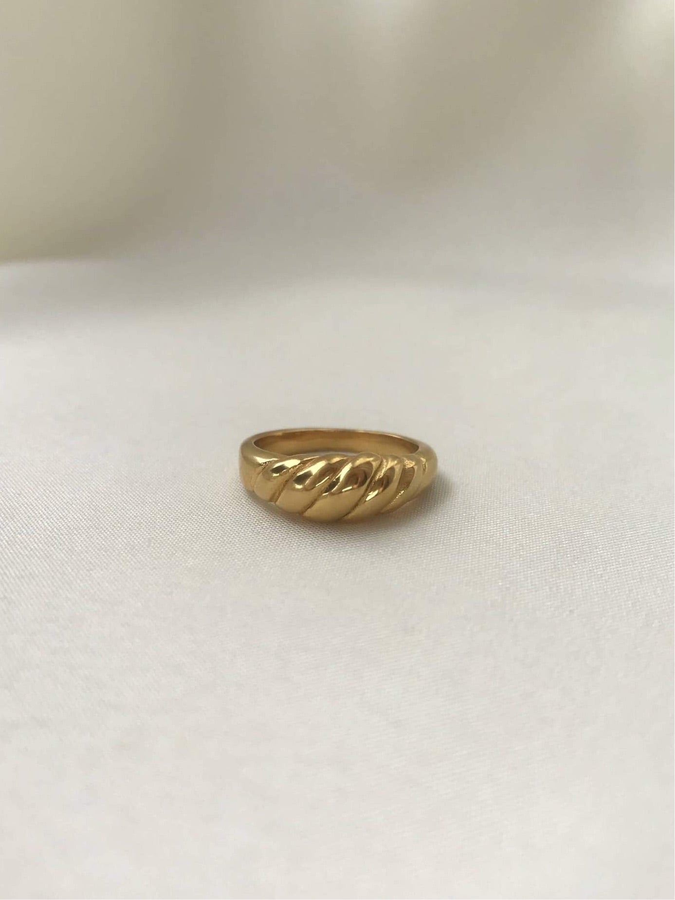 Helena Gold Croissant Ring