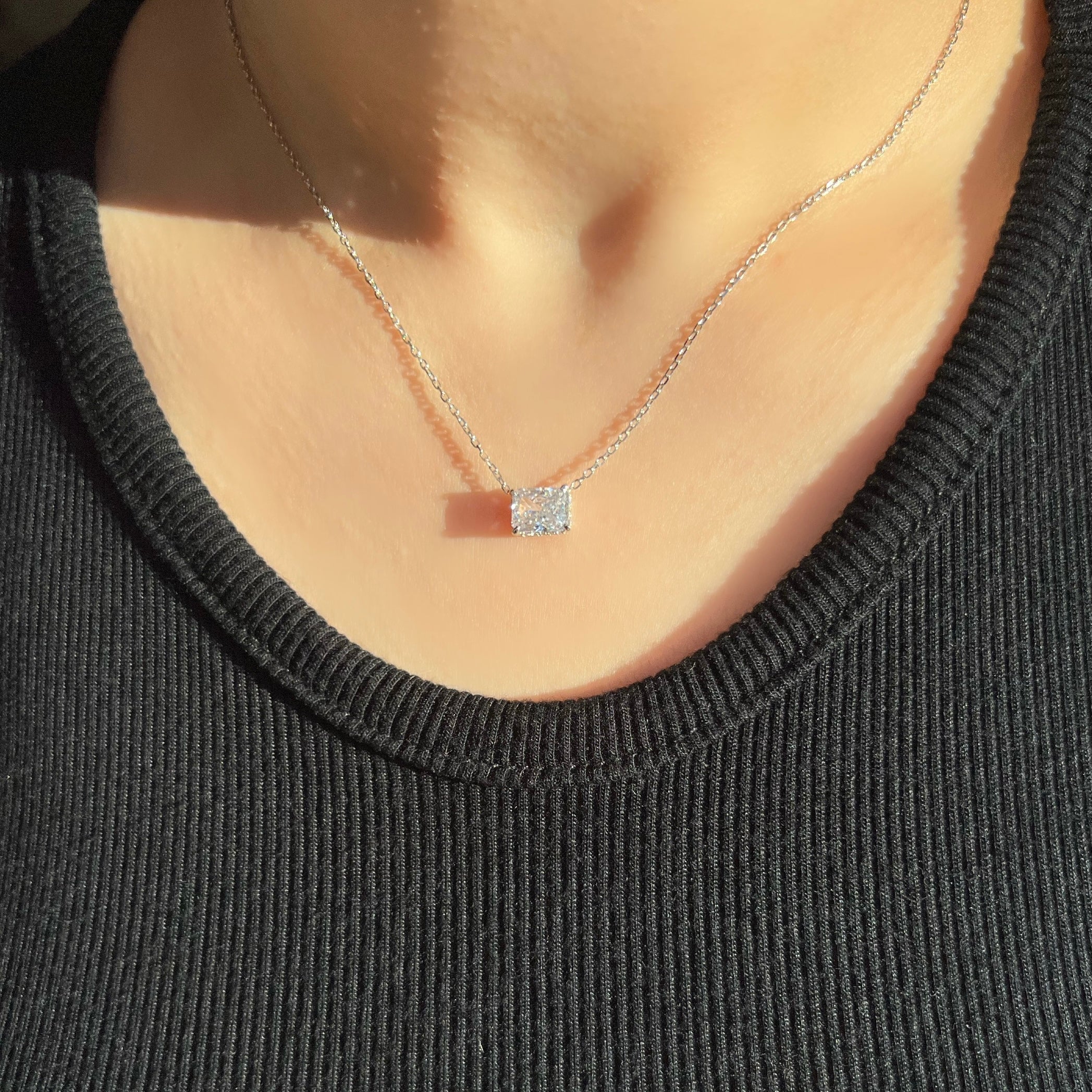 Léna Radiant Cut East West Sterling Silver Pendant Necklace