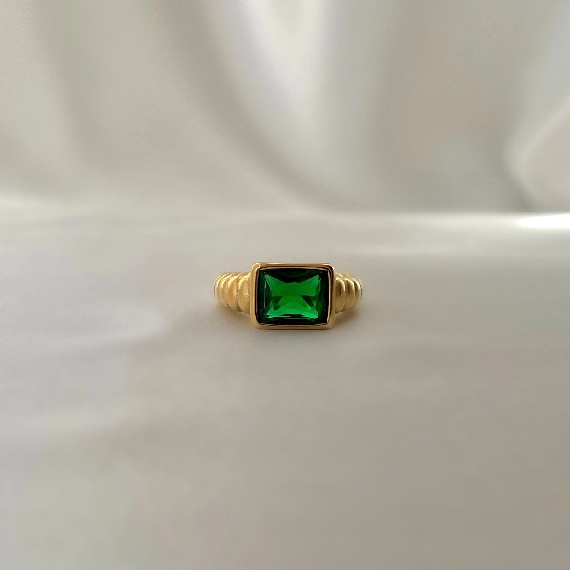 Lana Emerald Green Croissant Signet Ring