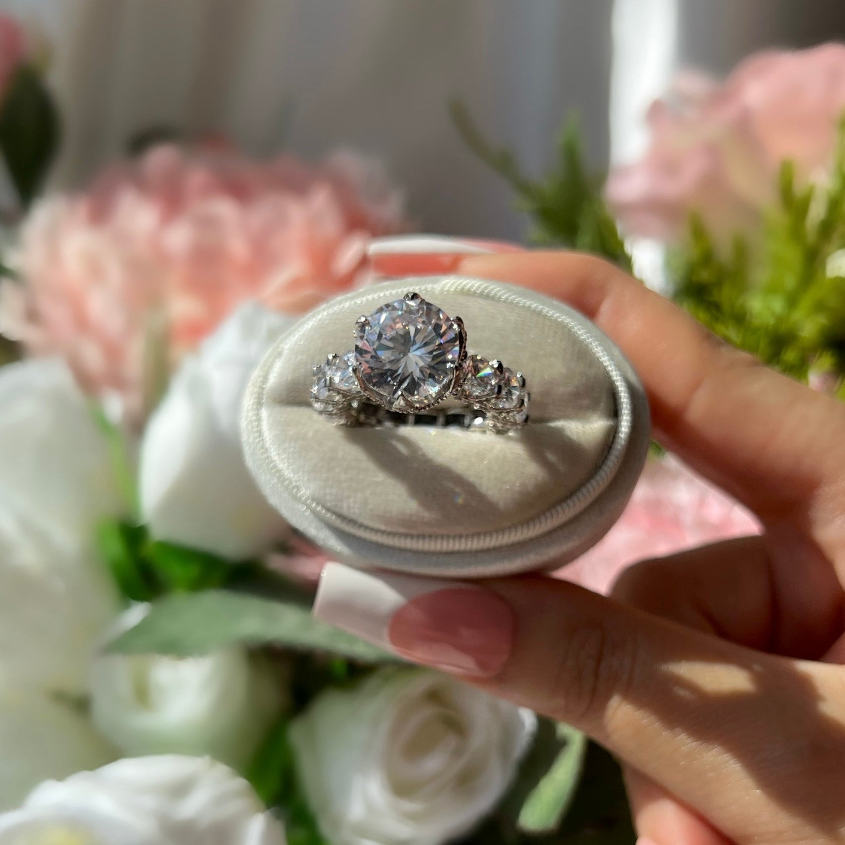 Varenna Round Cut Cubic Zirconia Ring