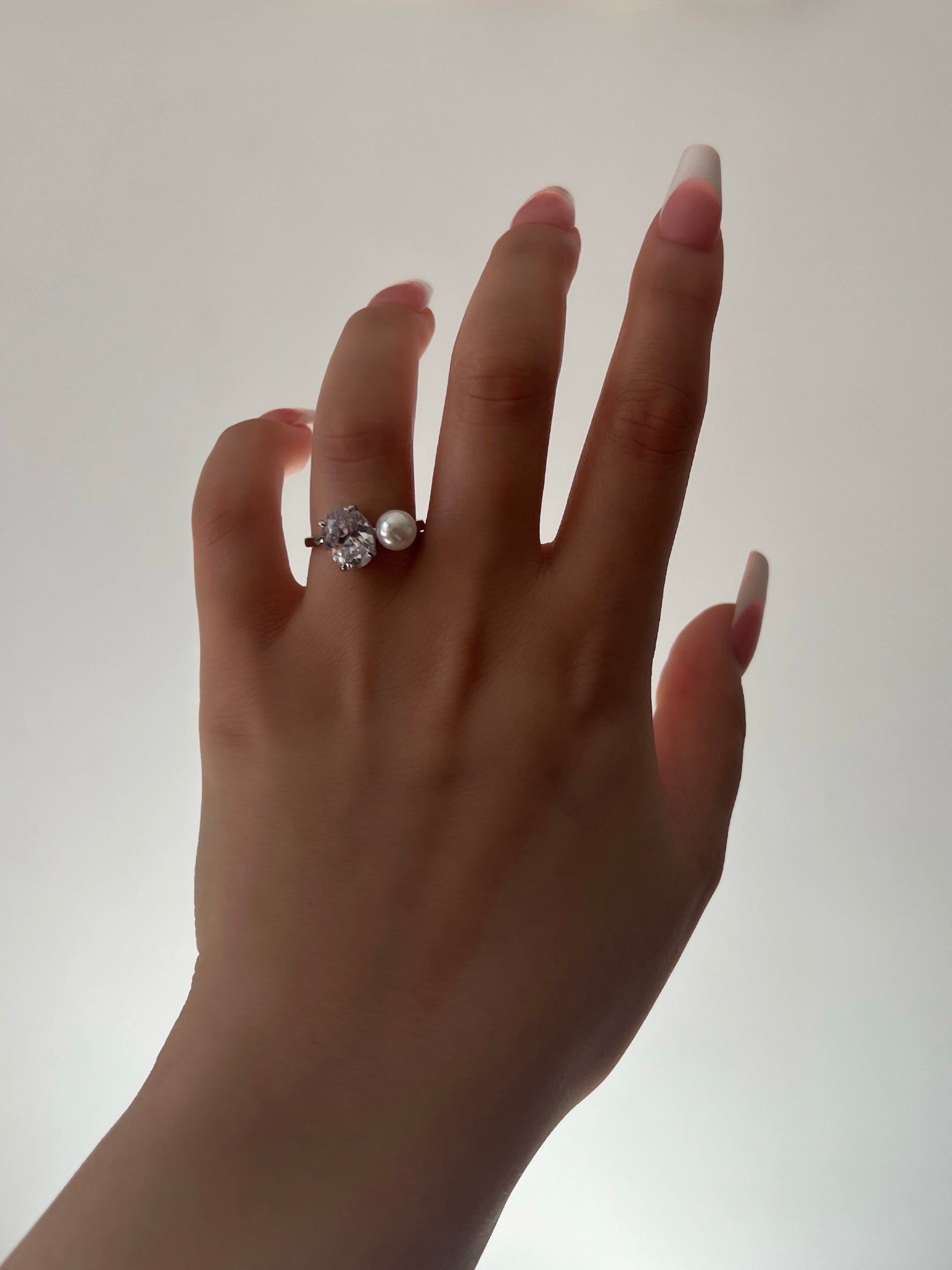 Doux Pearl Toi Et Moi Sterling Silver Ring