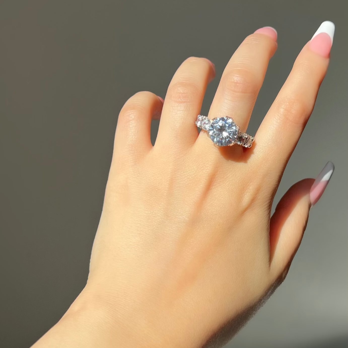 Varenna Round Cut Ring