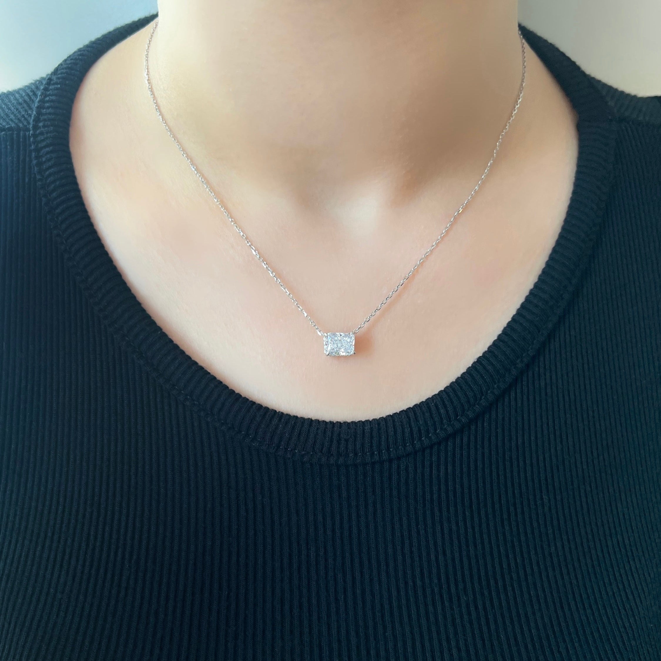 Léna Radiant Cut East West Sterling Silver Pendant Necklace