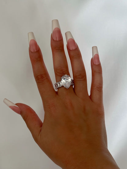 Pear Cut Baguette Ring- Silver