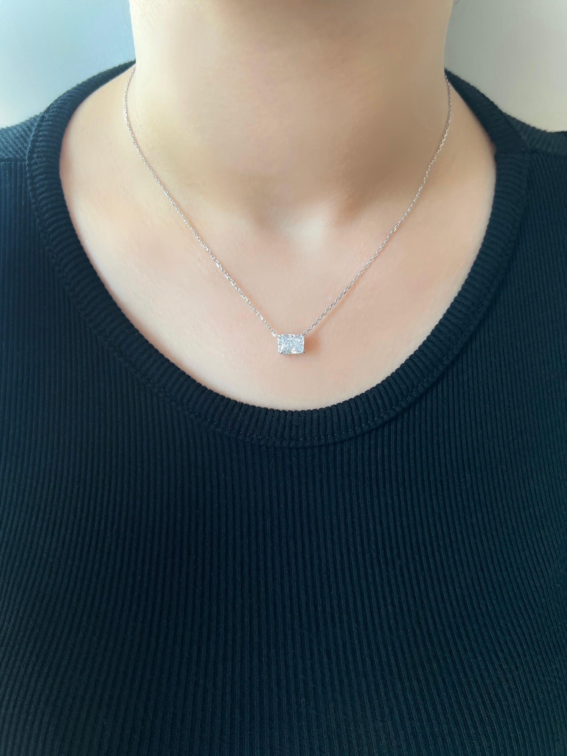 Léna Radiant Cut East West Sterling Silver Pendant Necklace